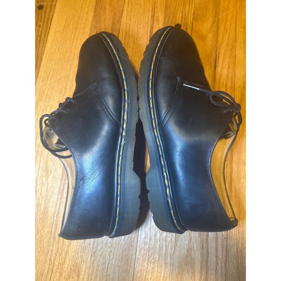 Dr. Martens Vtg Size 9 Black Leather The Original Oxford Shoes England Loafers